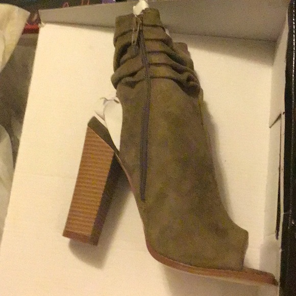 Lilana heels - Picture 3 of 3